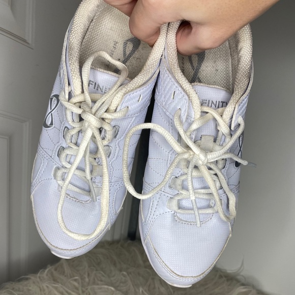 infinity rival cheer shoes(STILL AVAILABLE) - Picture 5 of 8